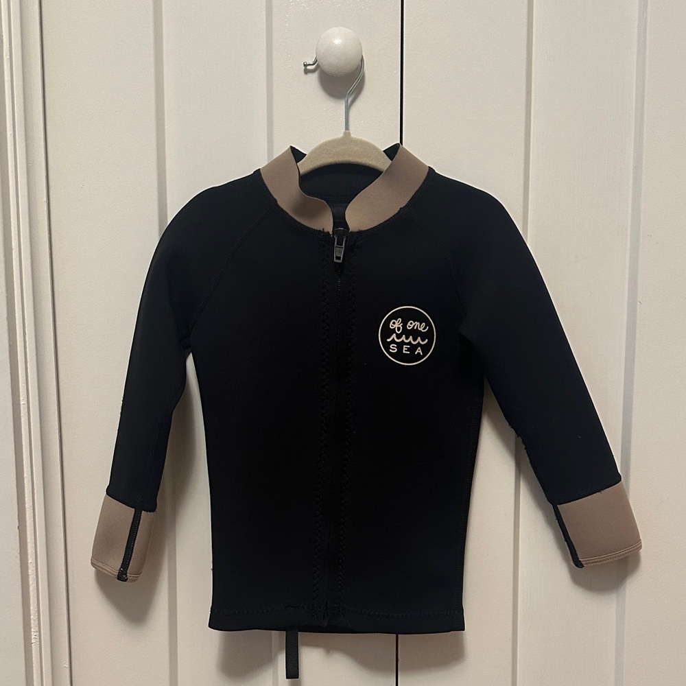 Of One Sea Kids Wetsuit Top 4T